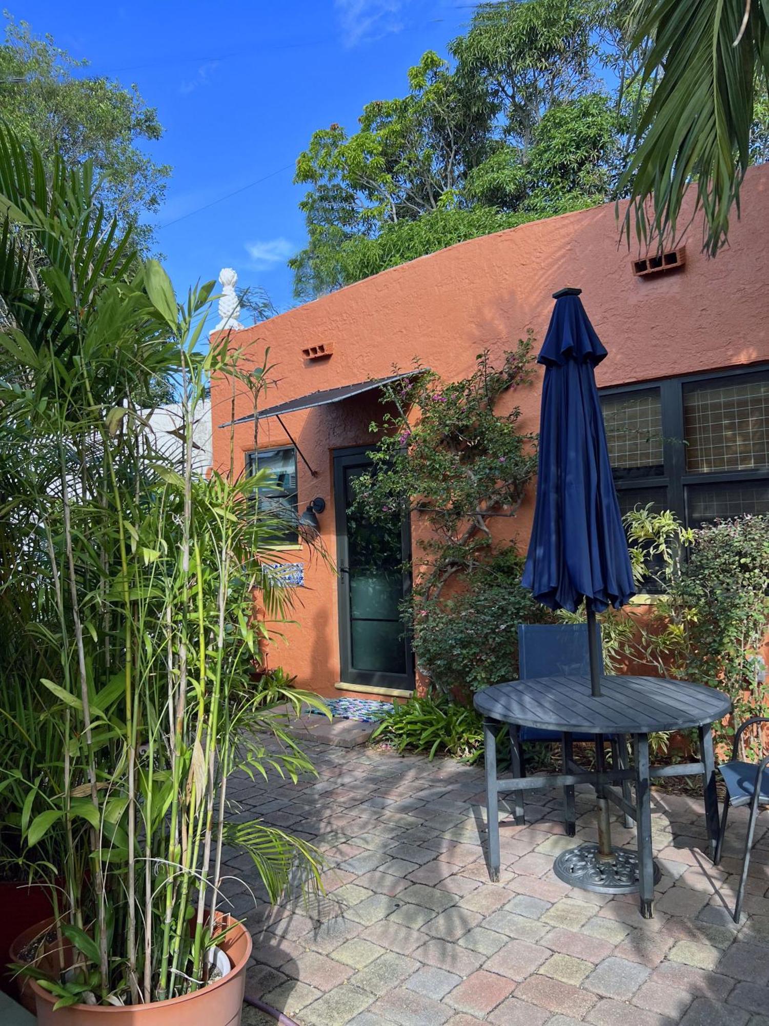 The Cottage At Pineapple House Γουεστ Παλμ Μπιτς Εξωτερικό φωτογραφία